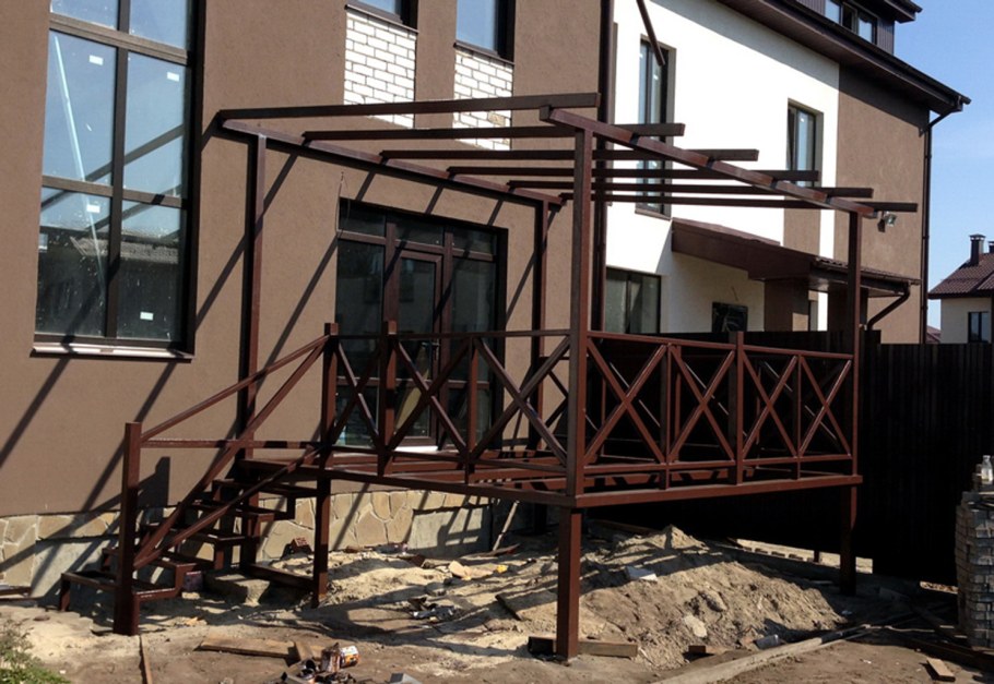 Каркас террасы из металла