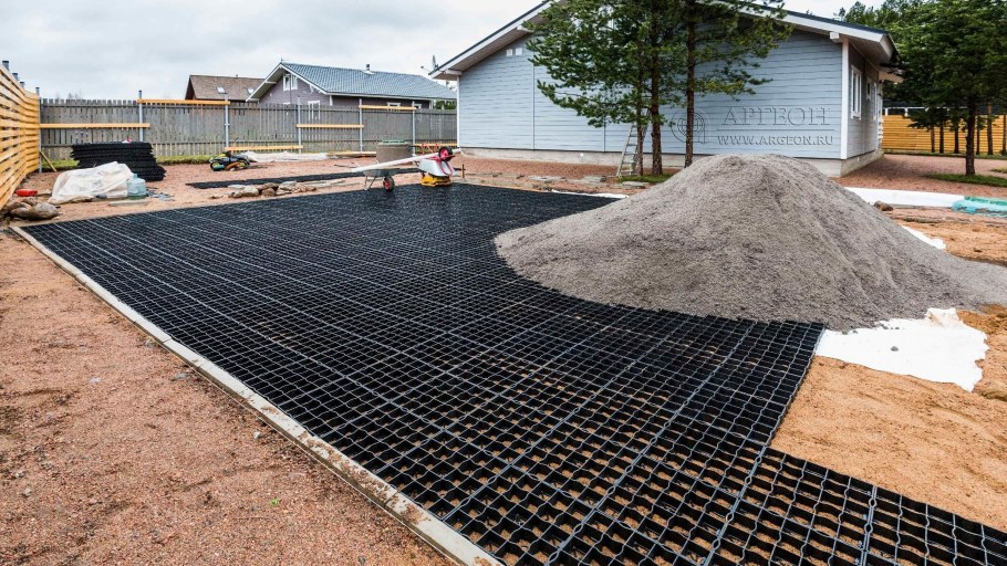 Отсыпка заезда на участок