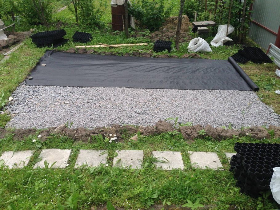 Площадка под авто на даче