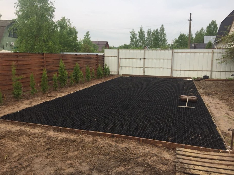 Площадка из щебня