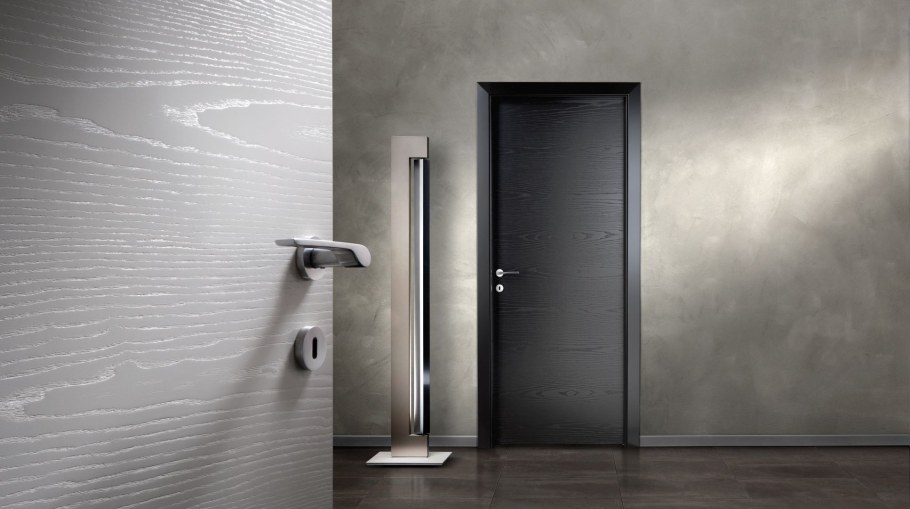 Обои на дверь