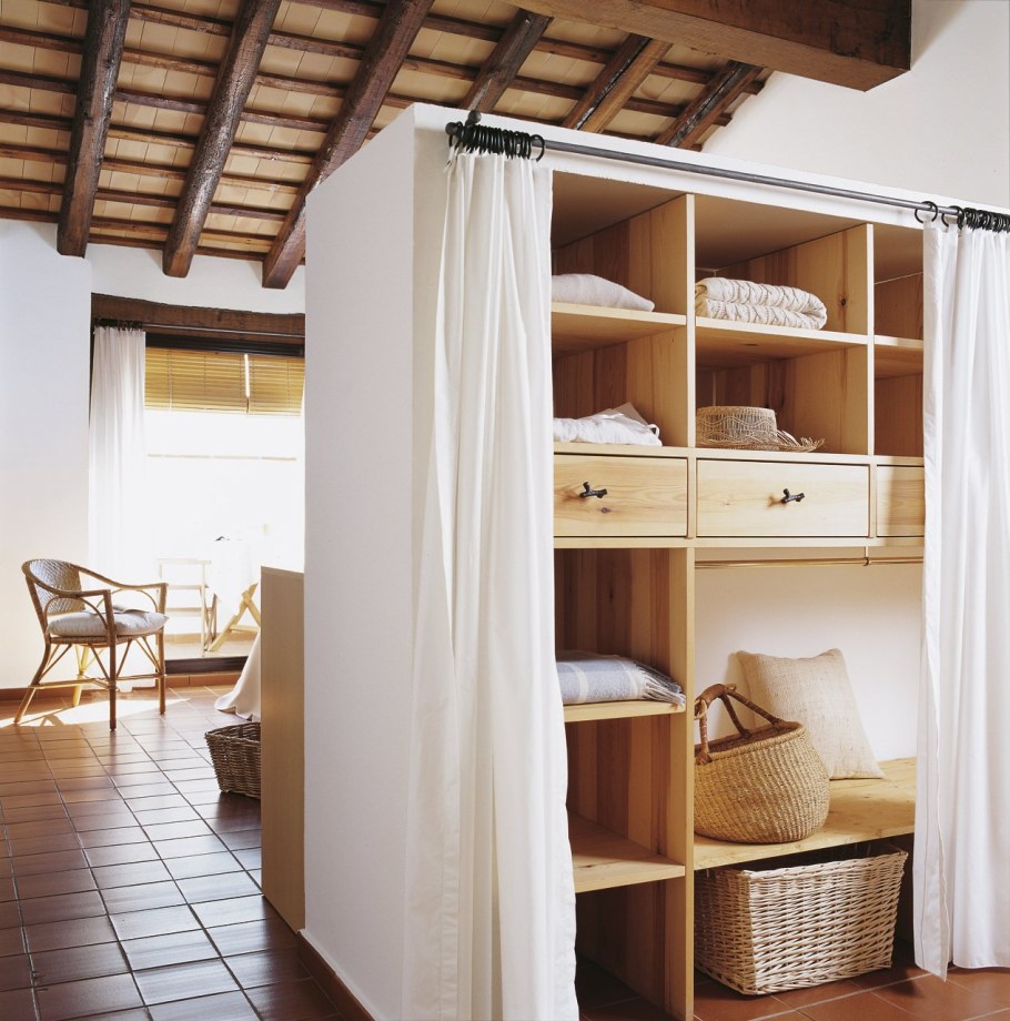 Комната в деревянном стиле