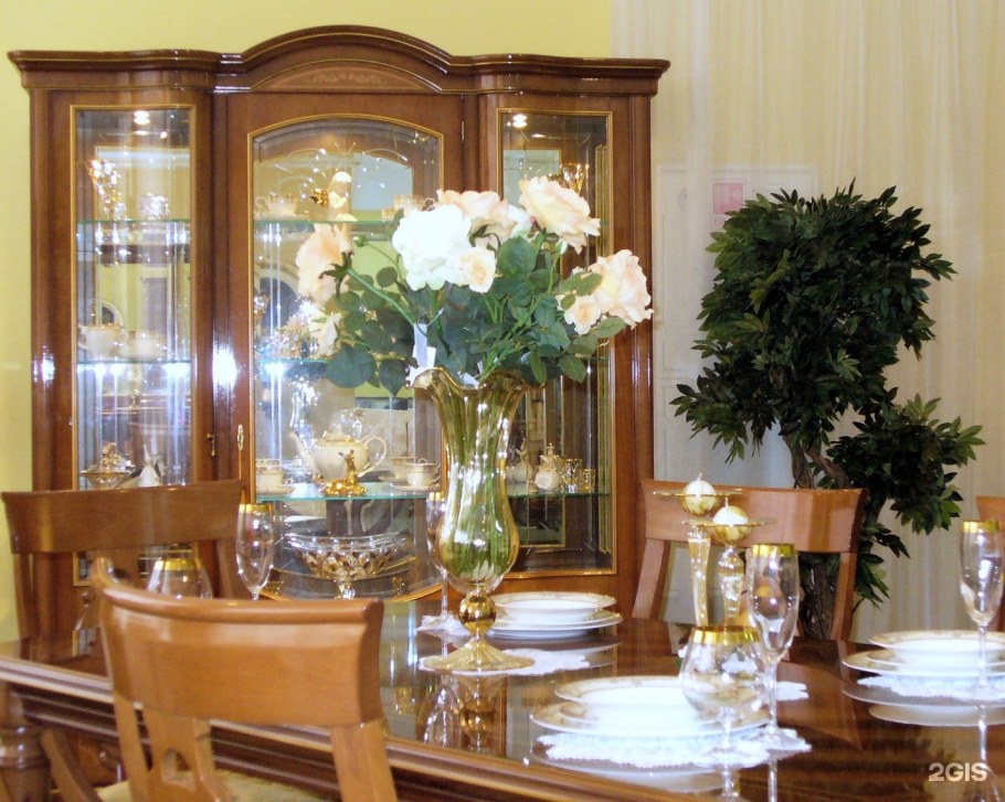 Витрина Флориана Миассмебель