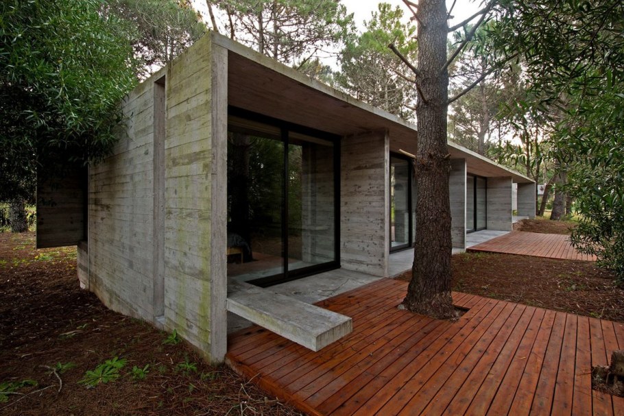 Бетонный частный дом