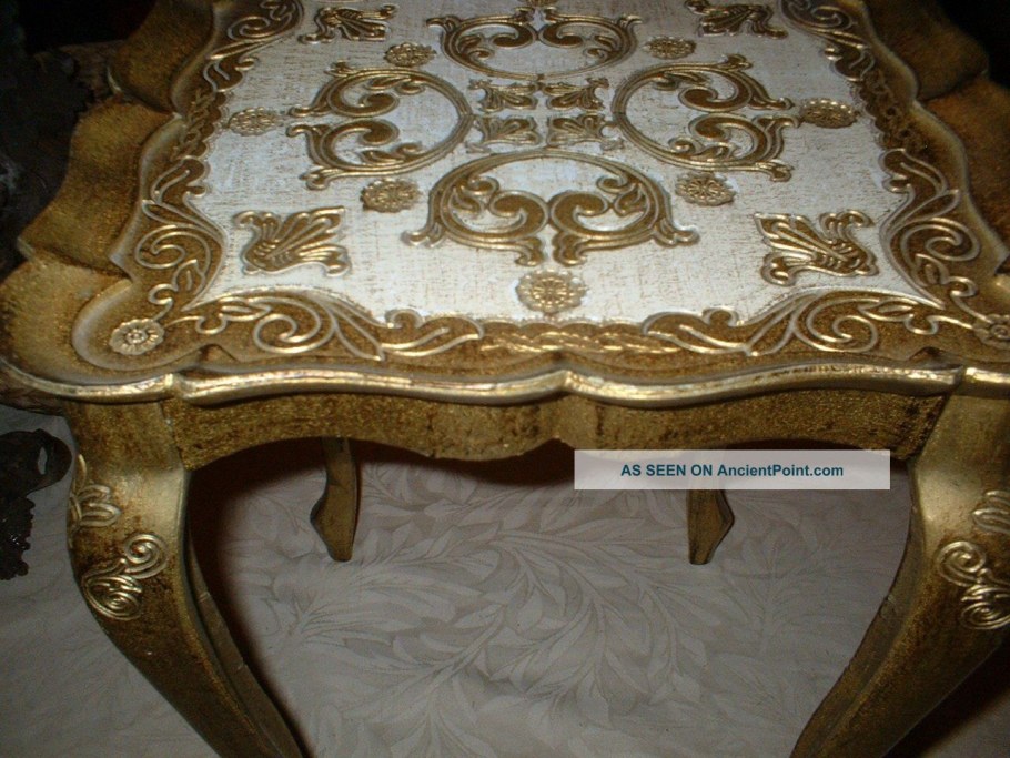 Стол из папье маше