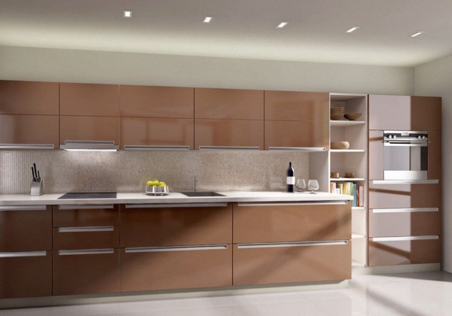 Кухня с гладкими фасадами