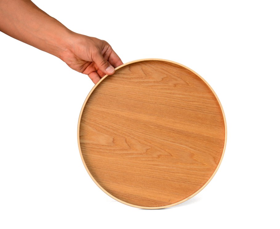 Круглый поднос из дерева