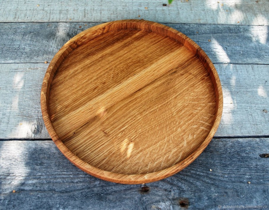 Круглый деревянный поднос