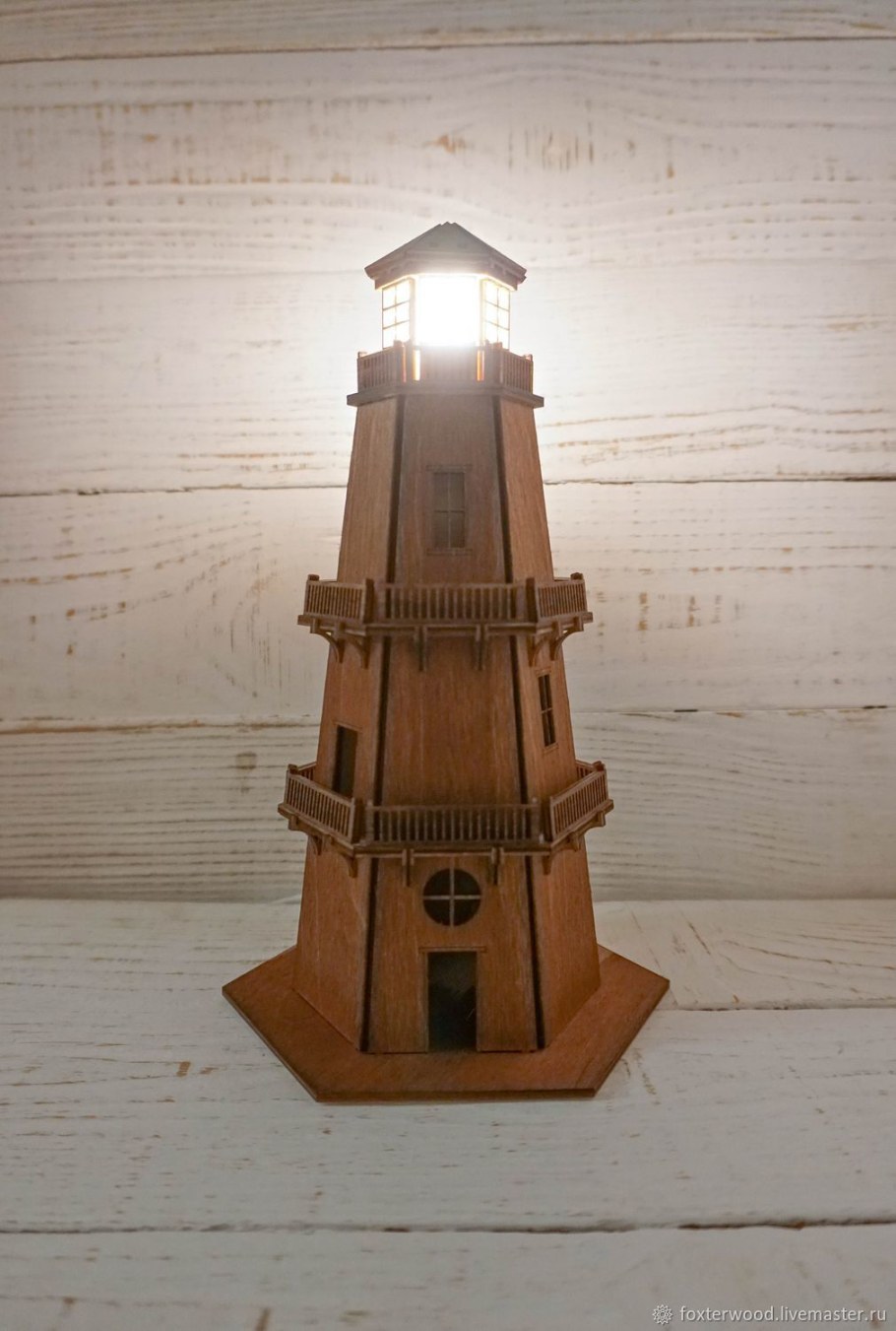 Ключница с подсветкой