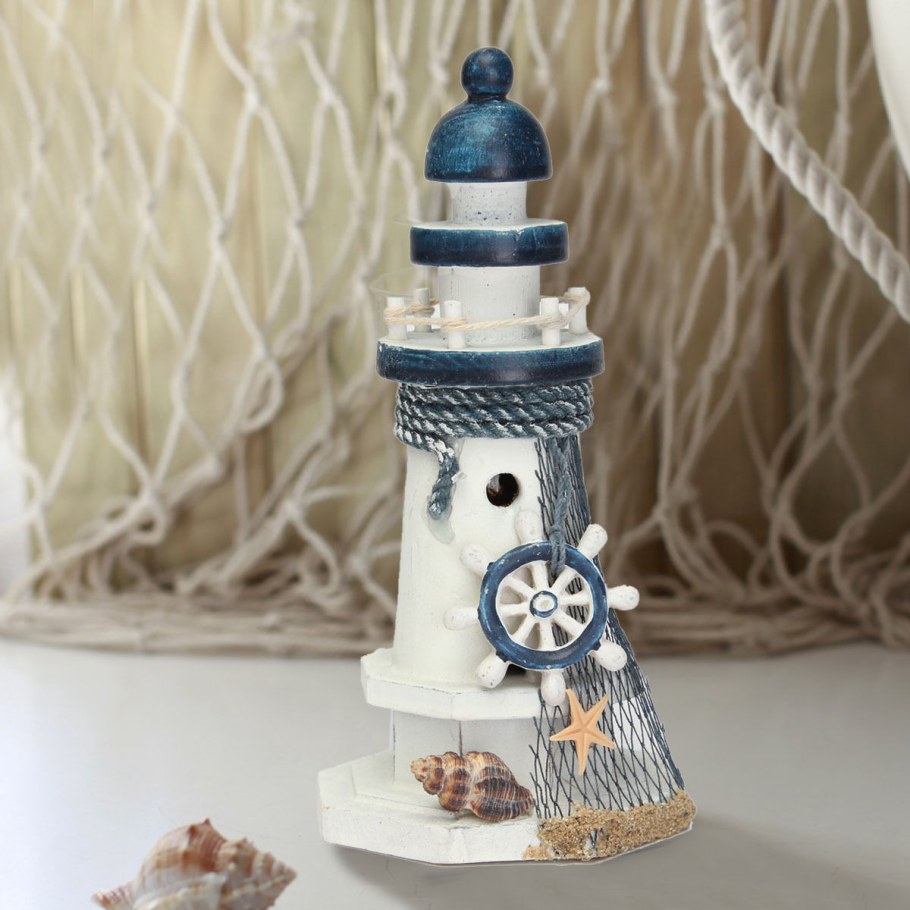 Маяк из горшков