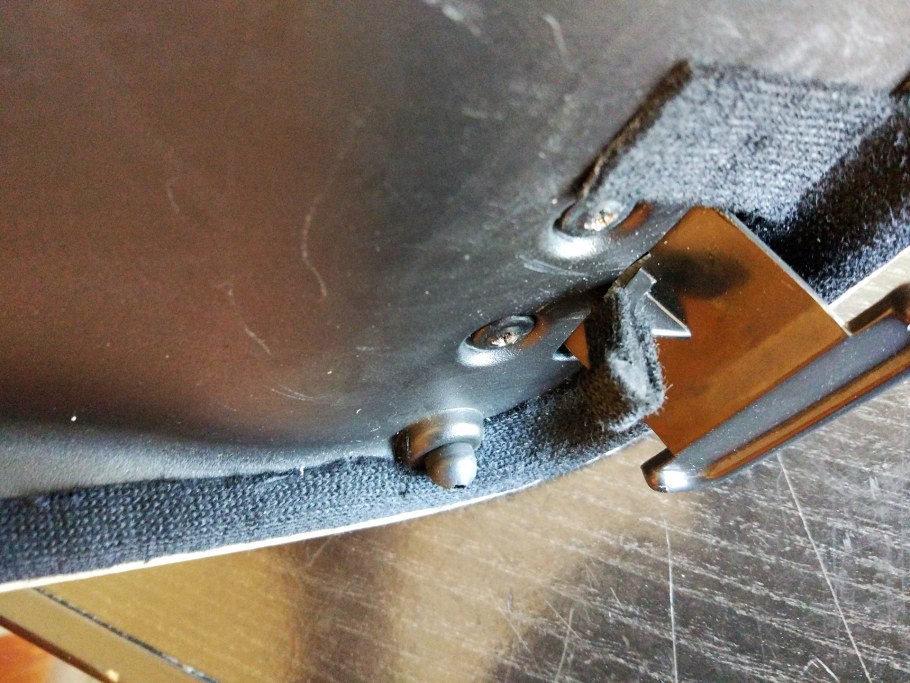 Скрипят пружины в диване