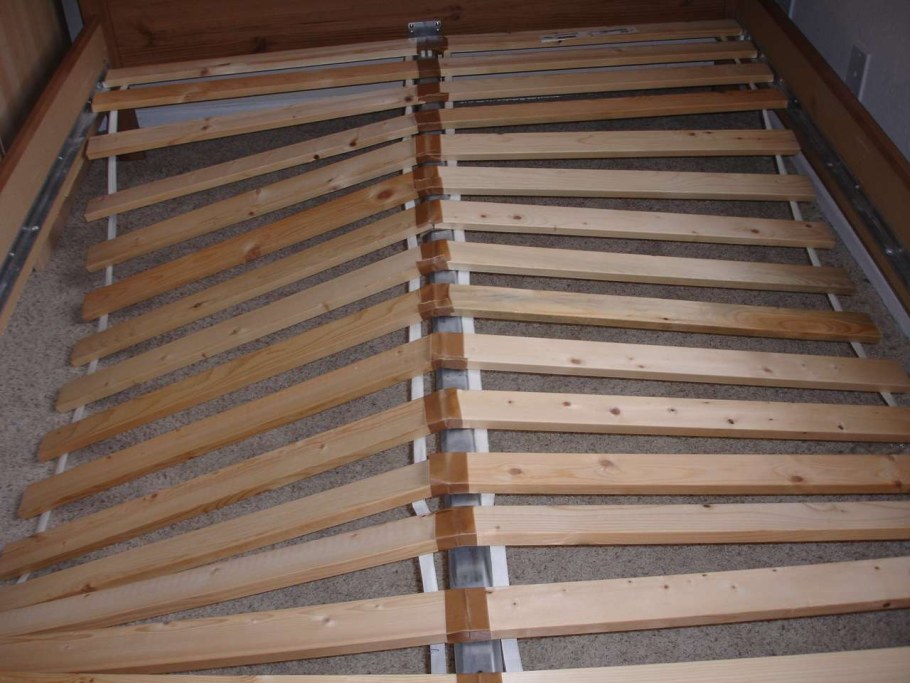 Надписи шумным соседям