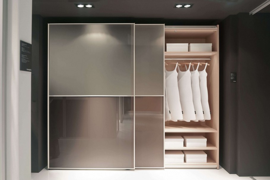Встроенные шкафы в прихожую