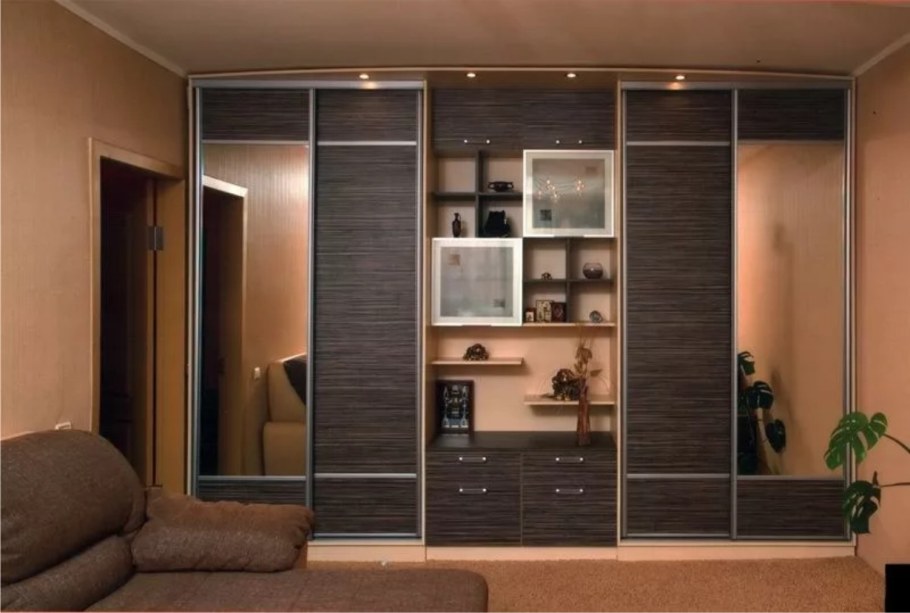 Гардероб в прихожую