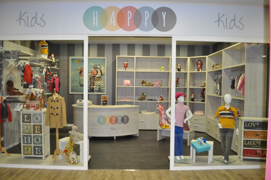 Витрина детского магазина