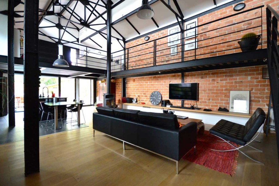 Интерьер в стиле брутализм и лофт