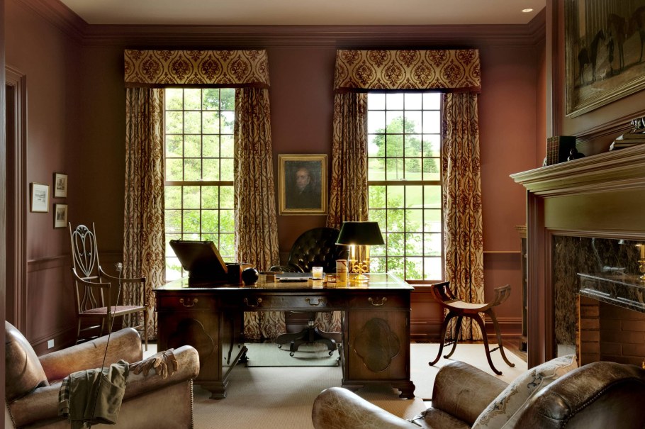 Шторы в английском стиле