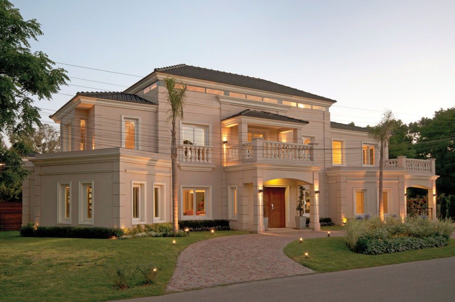 Двухэтажный дом США