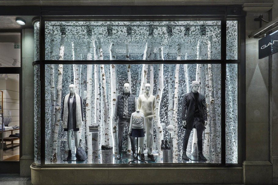 Витрина магазина подарков