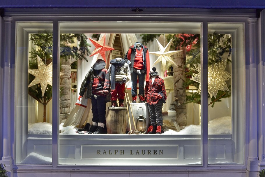 Витрины Hugo Boss men