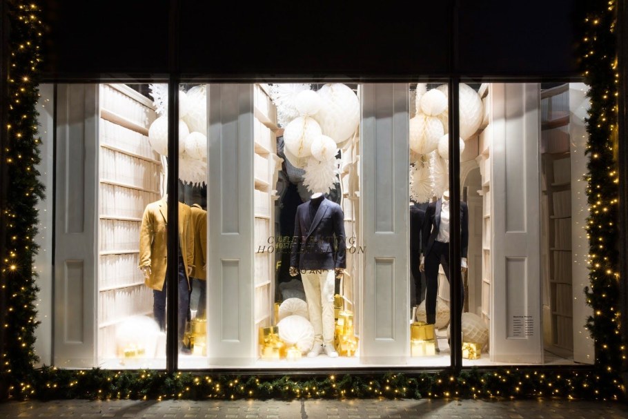 Новогодние витрины Ральф Лорен