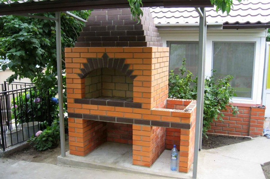 Барбекю из кирпича