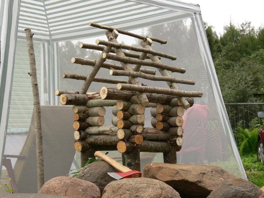 Деревянные клумбы для цветов