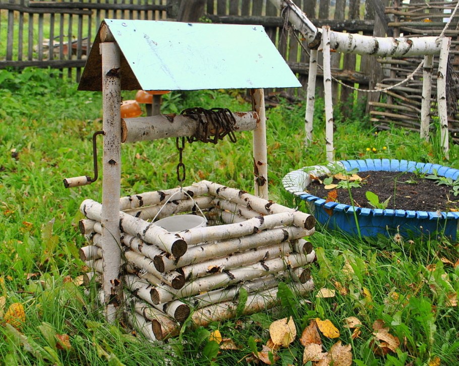 Садовая мебель из бревна