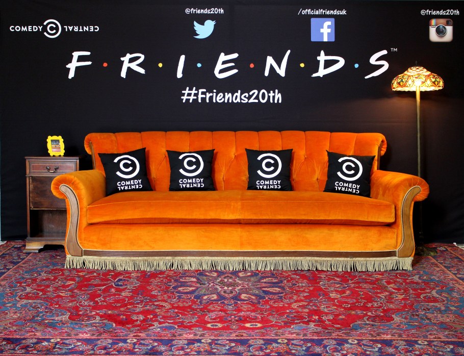 Сериал друзья диван