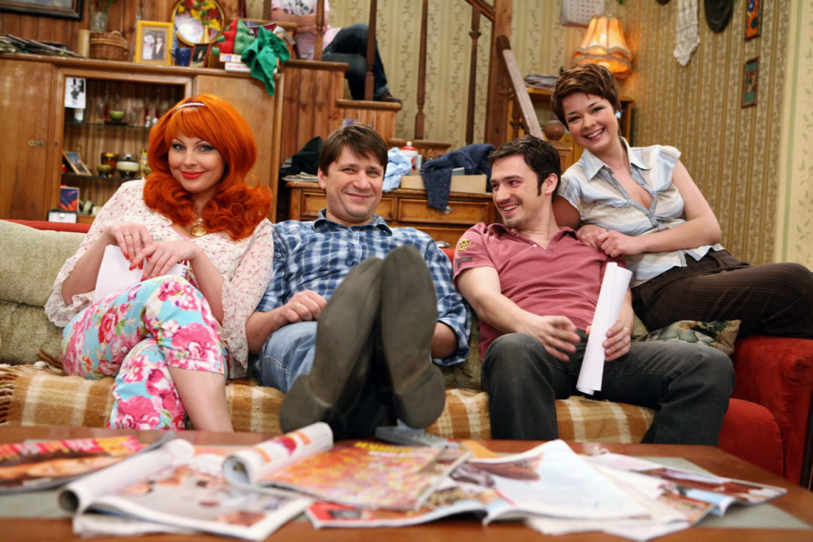 Диван из сериала друзья