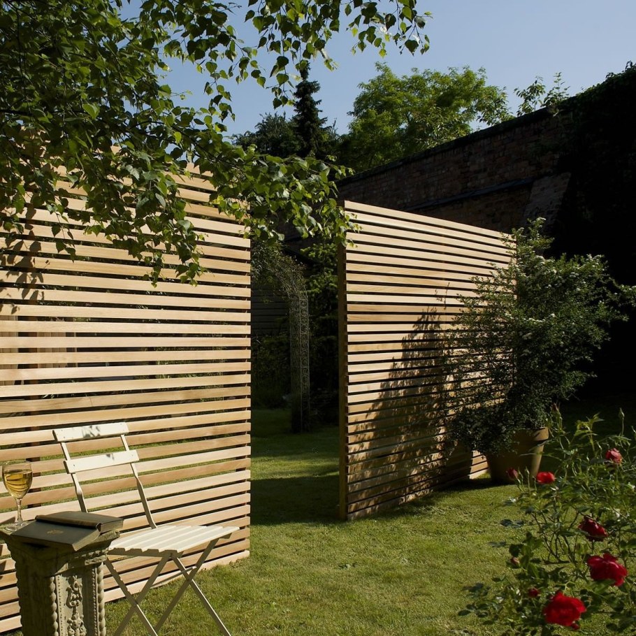 Деревянный забор