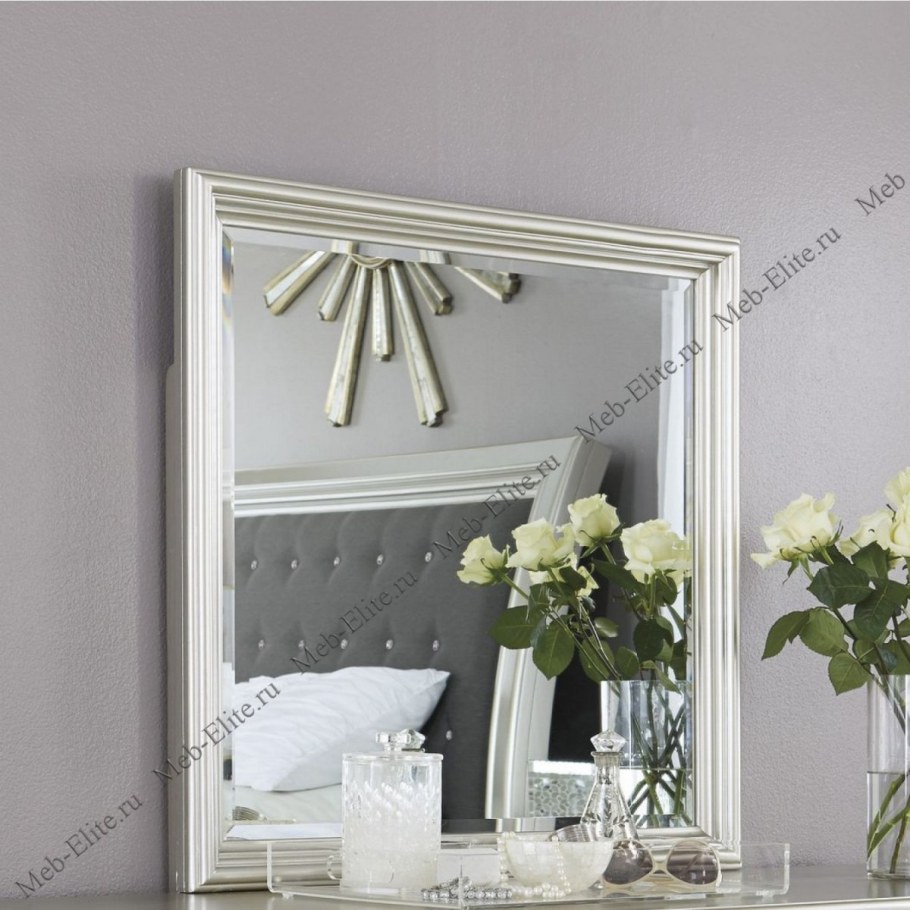 B650-31 комод Coralayne, Ashley Furniture