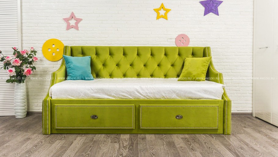 Диван-кровать в детскую комнату