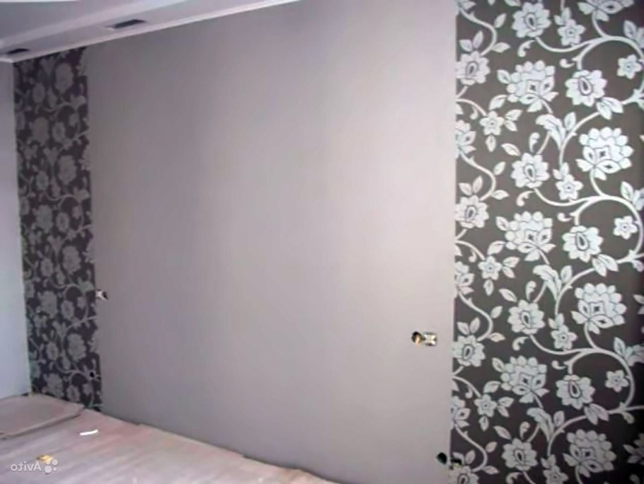 Оклейка двумя видами обоев