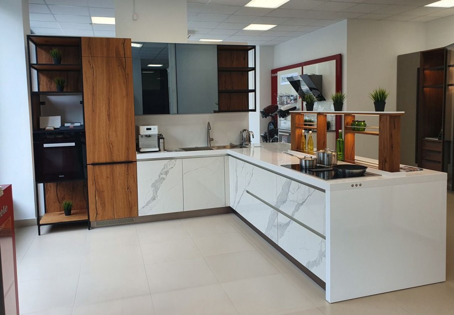 Кухонные гарнитуры фирмы кухни Мария