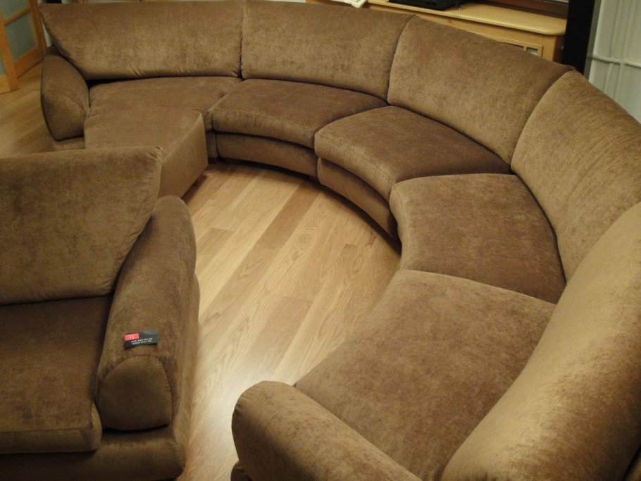 Обивка подлокотника дивана