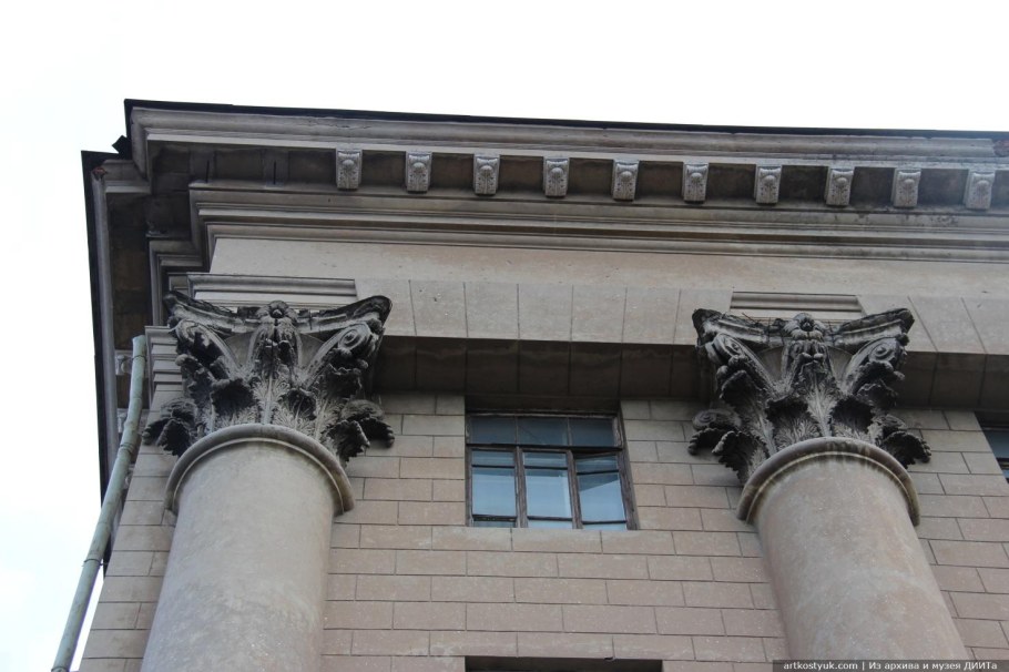 Рустованные пилястры в архитектуре это