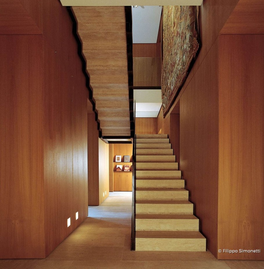 Дерево в интерьере