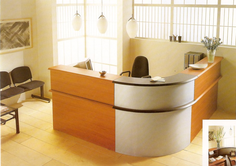 Стол ресепшн для офиса