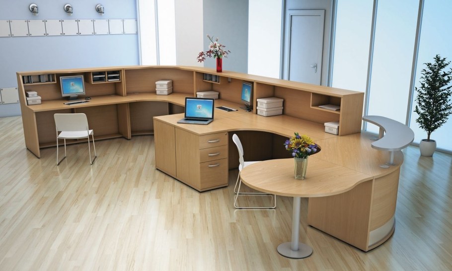 Стол в приемную для секретаря