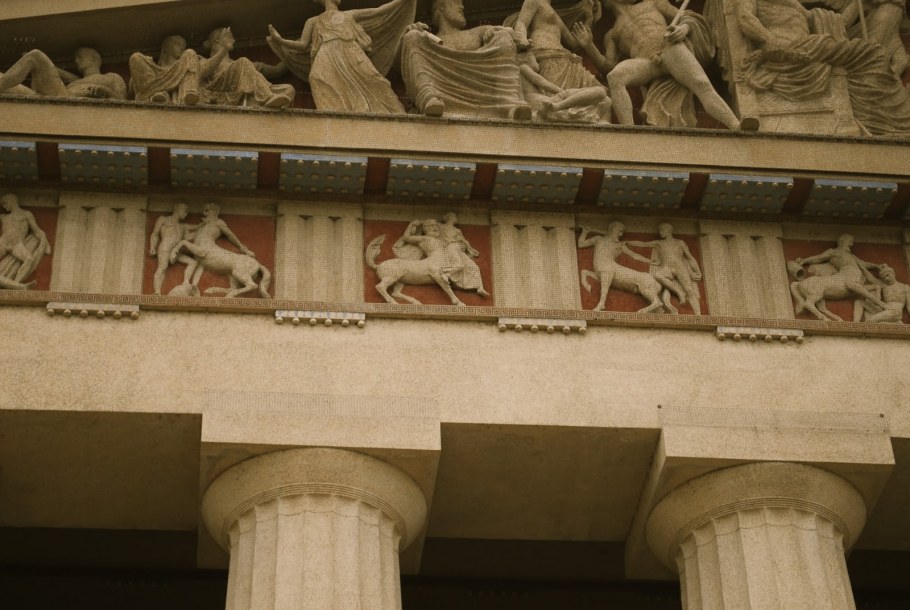 Стилобат в архитектуре древней Греции