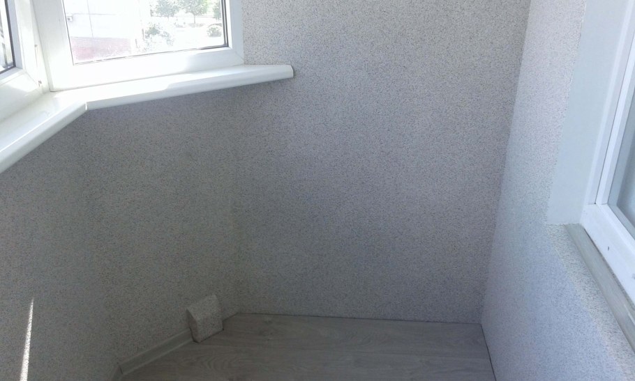 Штукатурка короед на балконе