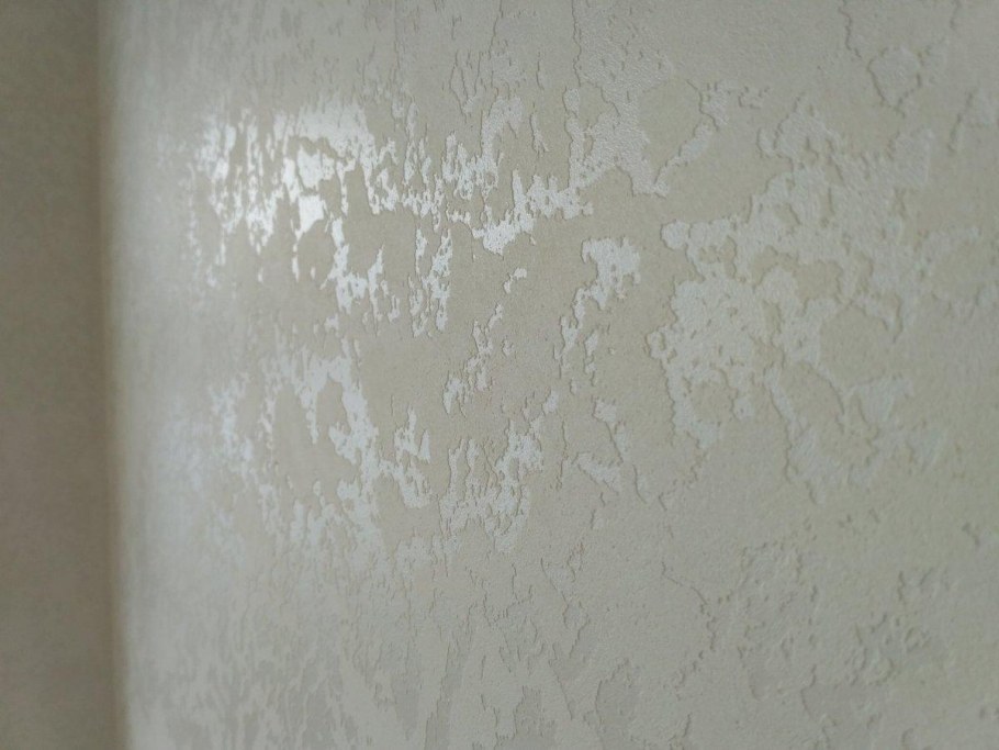 Короед штукатурка на лоджии