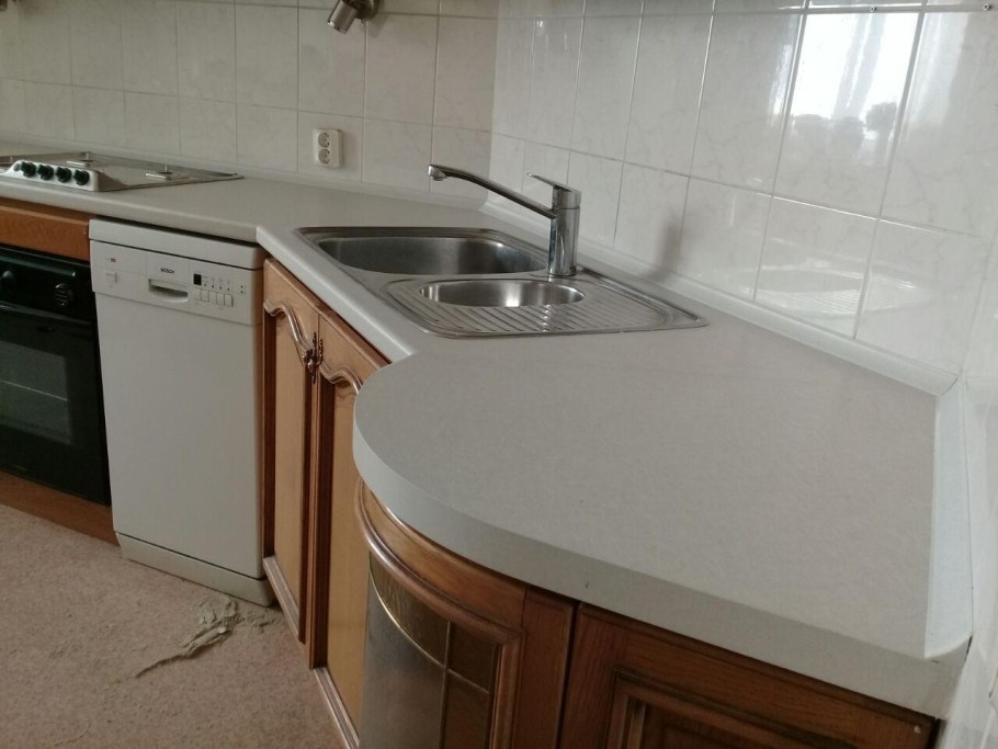 Кухонная столешница гранит сезам Блэк