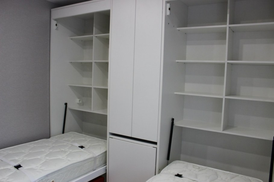 Встроенный шкаф с откидной кроватью для детской