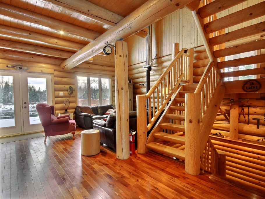 Переделка лестницы на второй этаж на даче