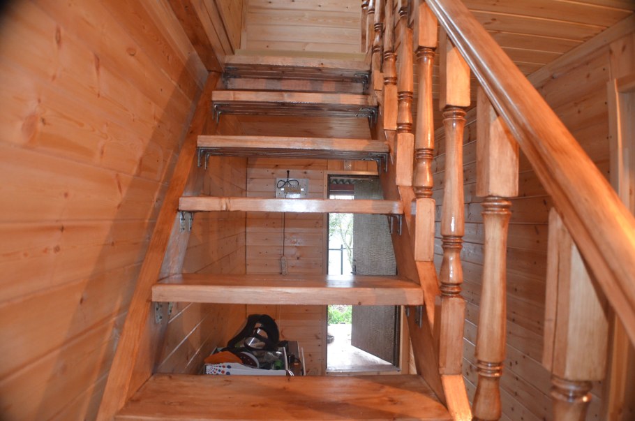 Лестница на мансарду своими руками