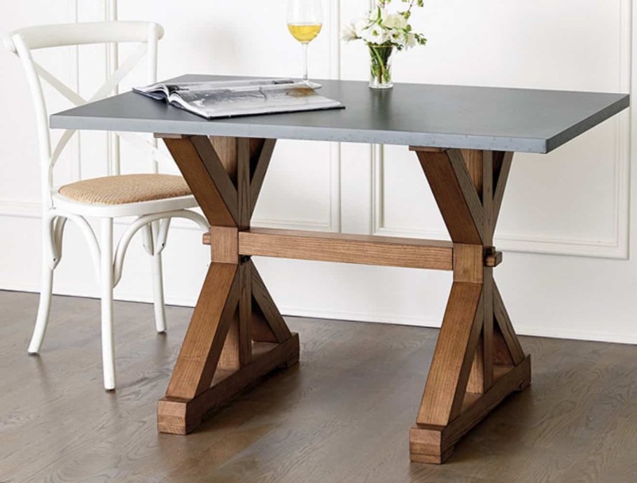 Стол и стулья в стиле Минимализм