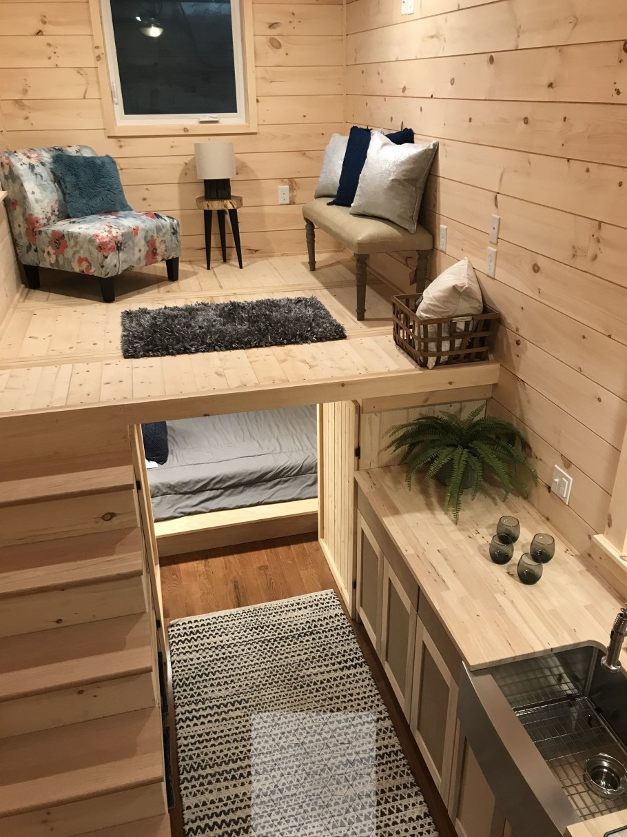 Маленький дачный домик