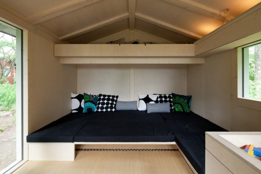 Вагончик бытовка внутри